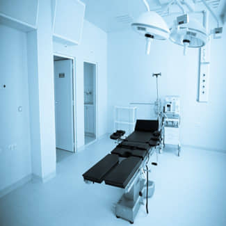Lichtgevend stofje op de tumor zorgt voor nauwkeurigere operatie